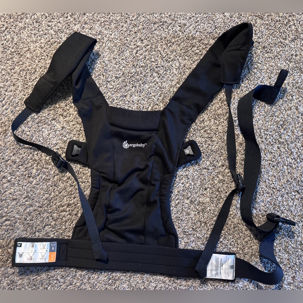 Ergobaby Embrace Cozy Knit Newborn Carrier - Pure Black